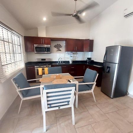 Guest House Playa Flamingo Ngoại thất bức ảnh