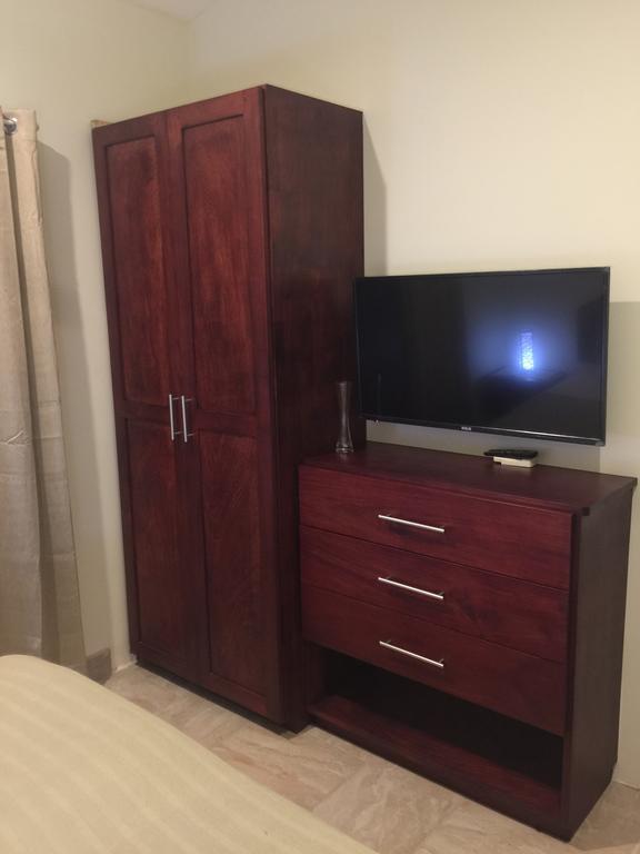 Guest House Playa Flamingo Ngoại thất bức ảnh
